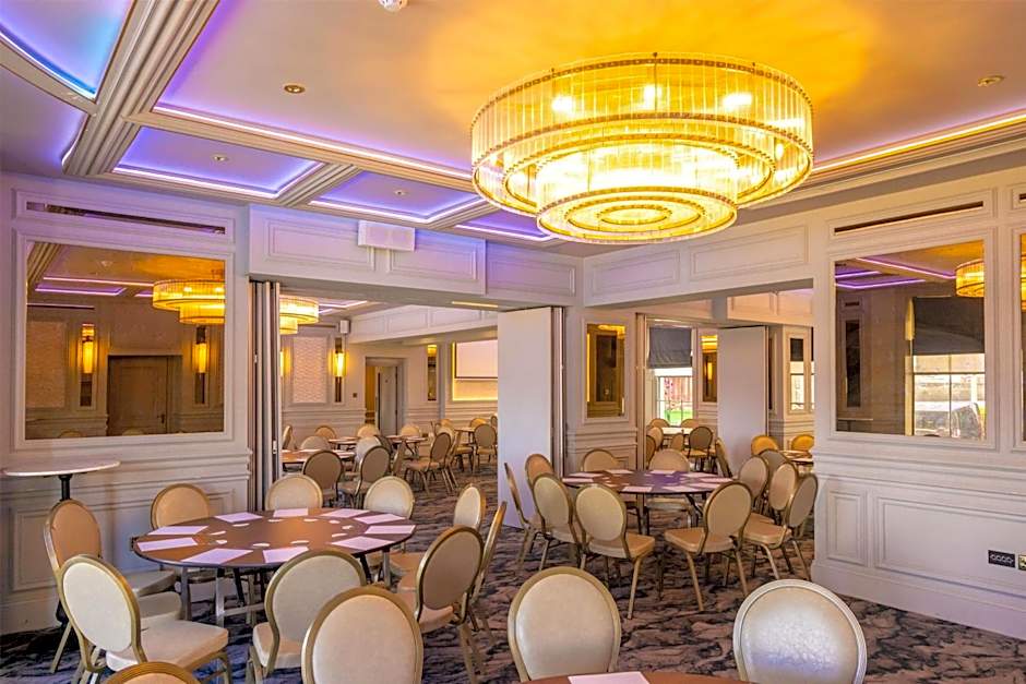 Dover Marina Hotel & Spa, Tapestry Collection by Hilton