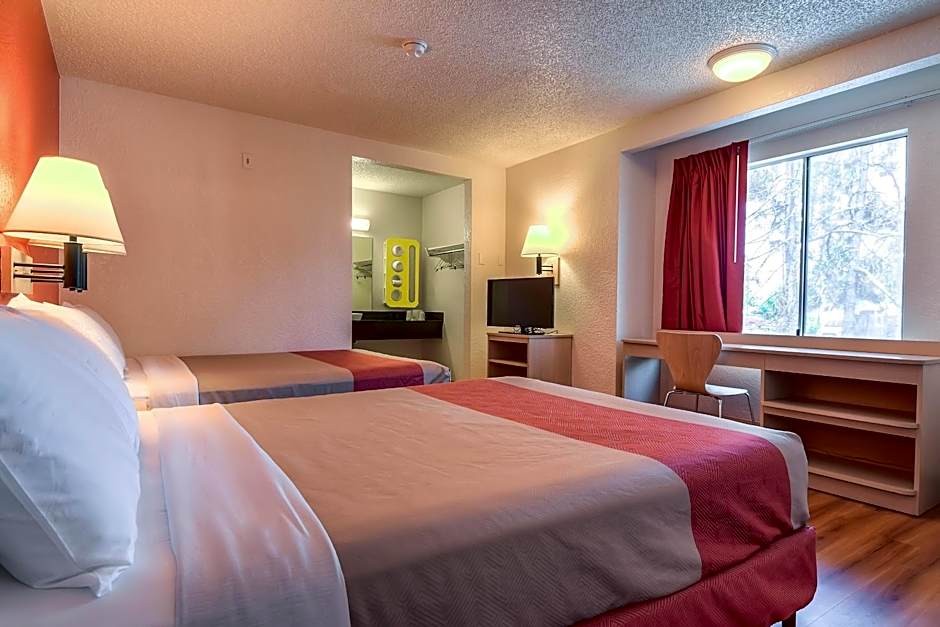 Motel 6-Rowland Heights, CA - Los Angeles - Pomona