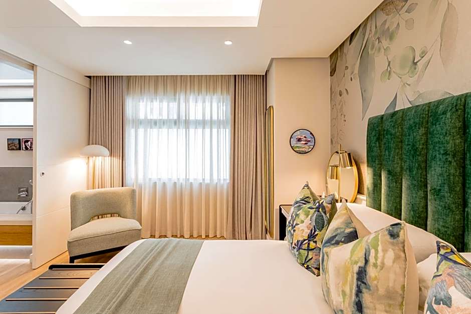 Steyn City Hotel by Saxon