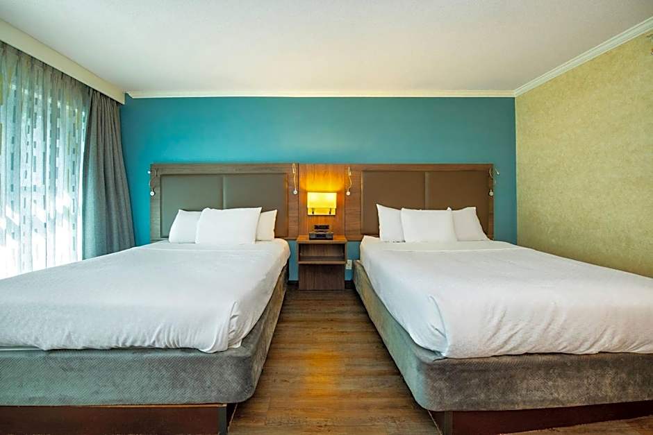 Grand Park Hotel & Suites Downtown Vancouver, an Ascend Collection Hotel