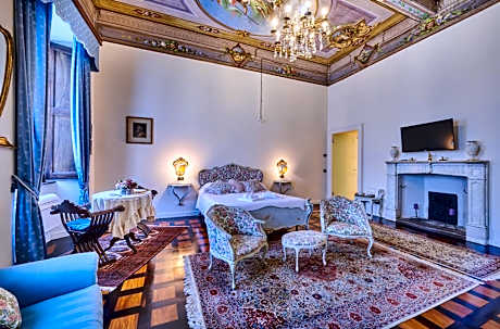 King Room with Pool View