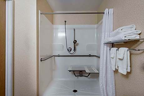 Deluxe King Room - Disability Access/Non-Smoking