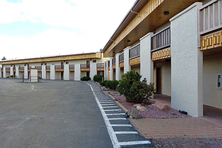 Grand Canyon Inn and Motel - South Rim Entrance