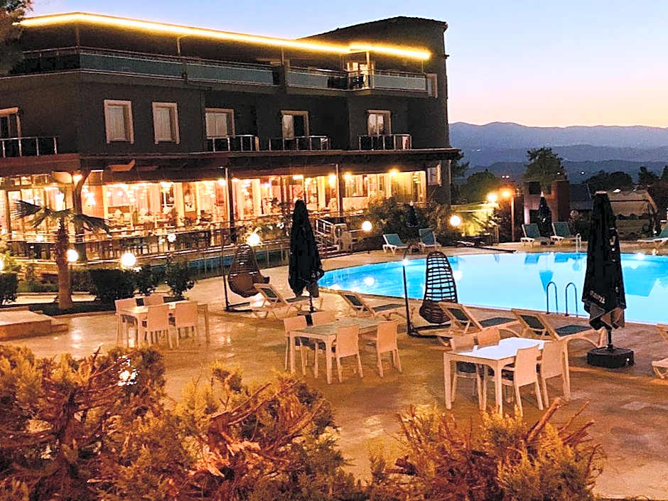 Pamukkale Whiteheaven Suite Hotel