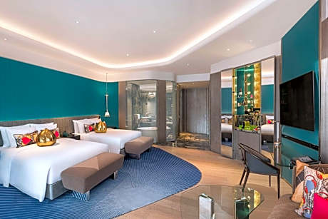 Accessible Room, Guest room, 2 Queen, City view, Balcony