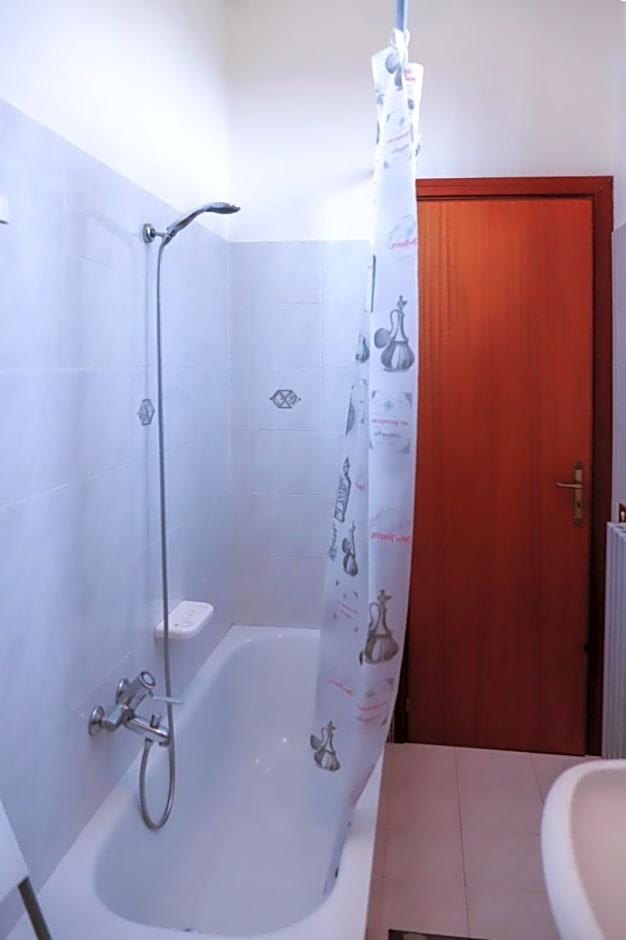 B&B LA CASA DEI FIORI