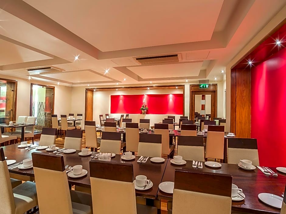 Prince of Wales Hotel