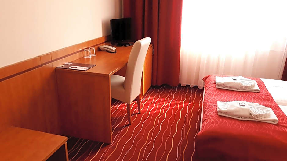 Diana Club Hotel