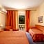 Crithoni's Paradise Hotel