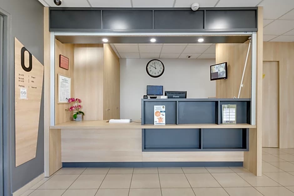 B&B HOTEL FREJUS Puget-sur-Argens