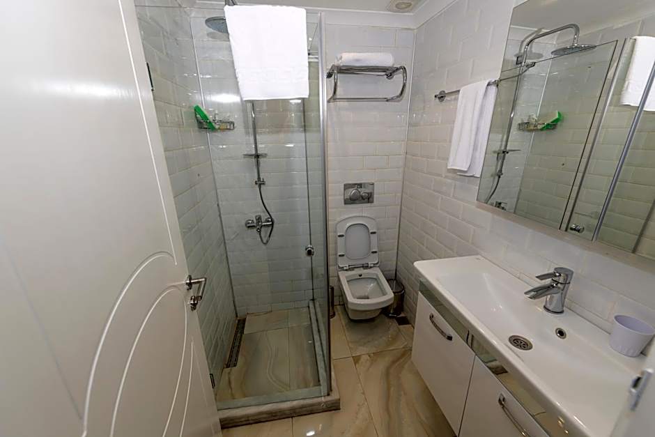 BGuest Hotel & Residence