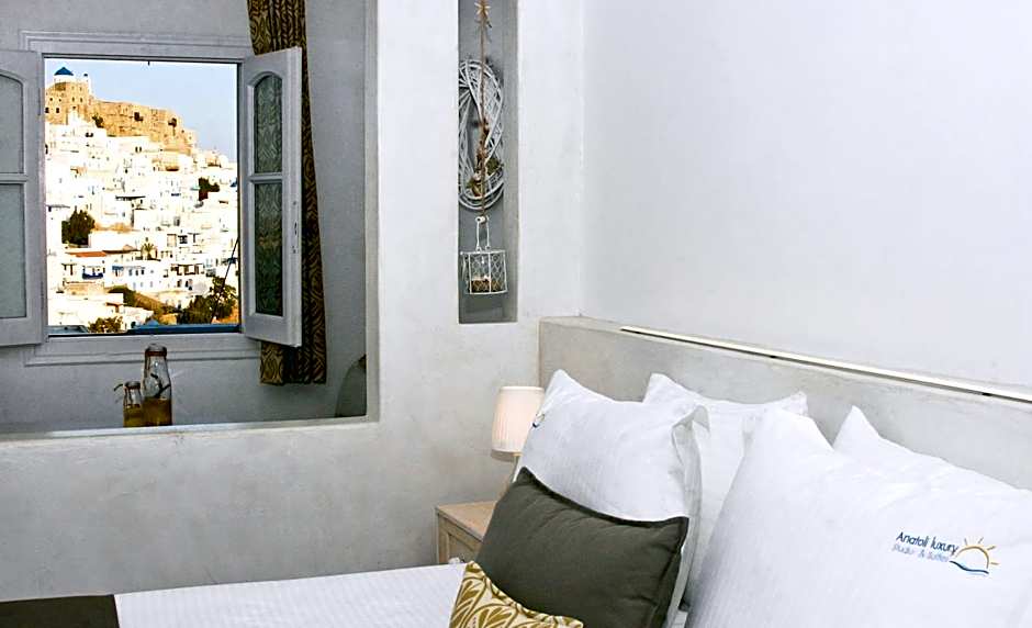 Anatoli Luxury Studios & Suites