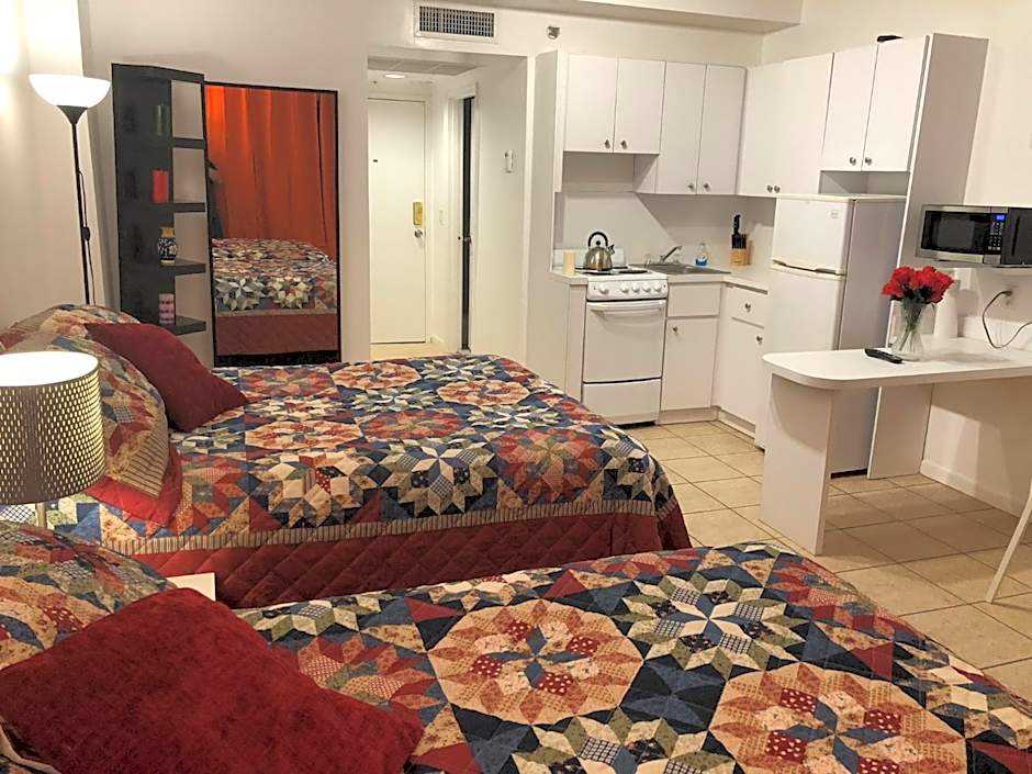 Casablanca on the beach, Oceanfront Studio Miami Beach