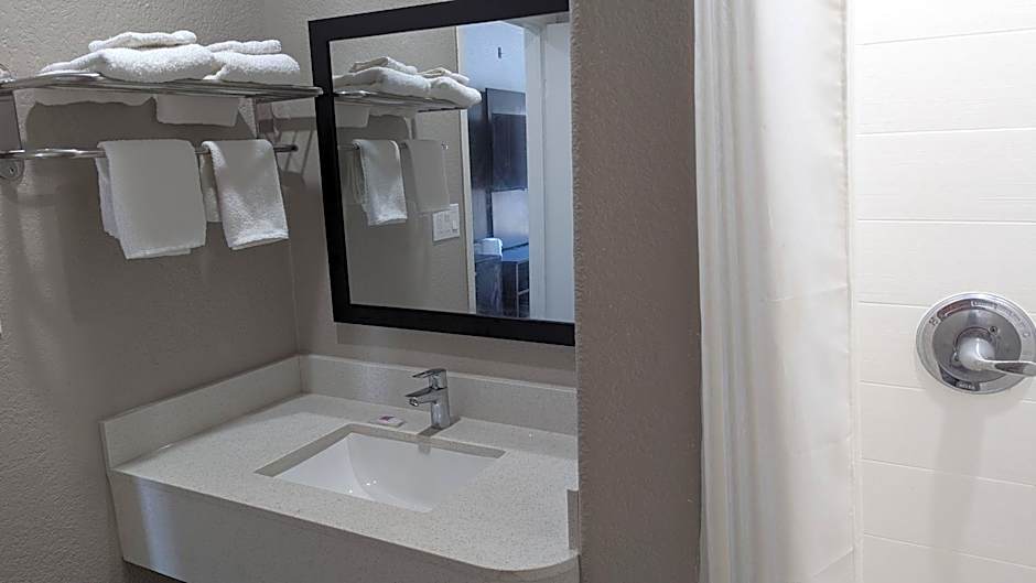 Motel 6-Victoria, TX