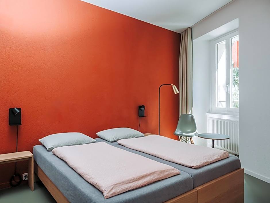 Montreux Youth Hostel