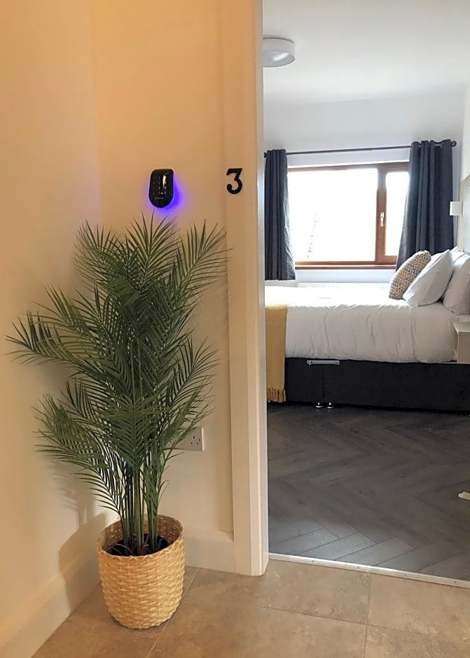 McNaughton Guestrooms