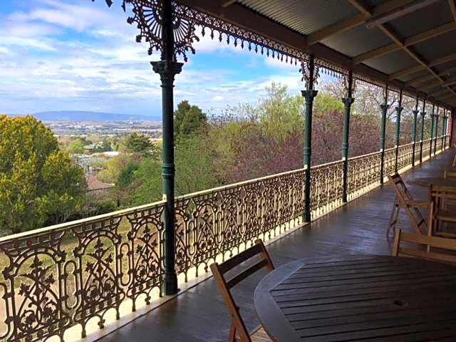 Holmhurst Guest House