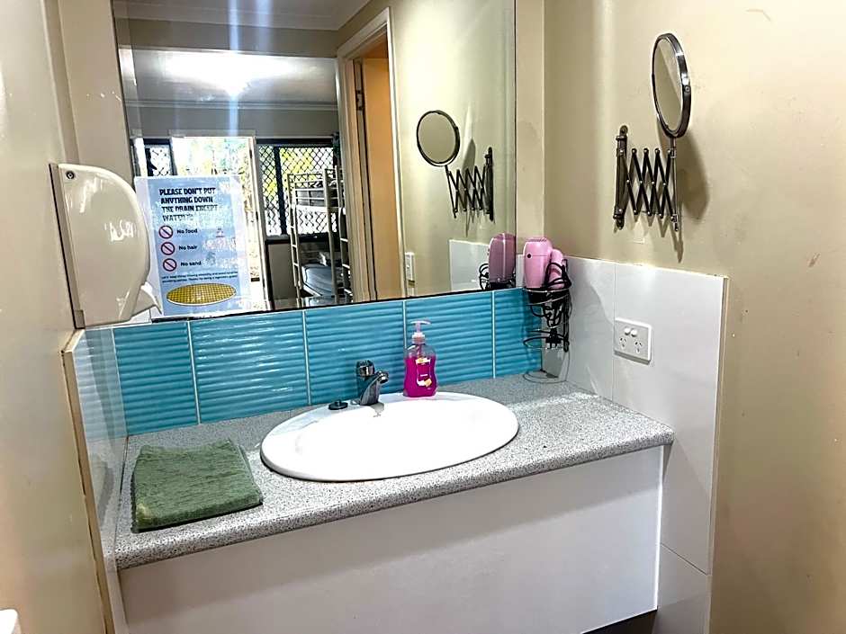 Hervey Bay Flashpackers
