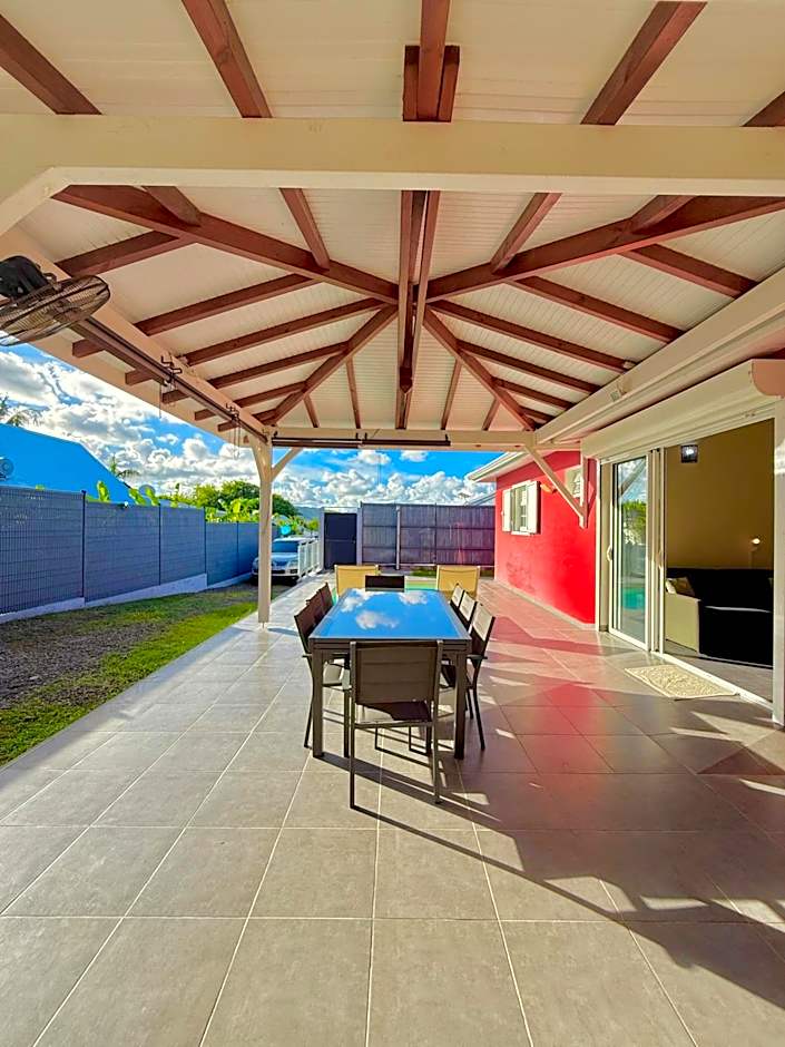 Villa SAADA cosy avec piscine, jacuzzi et sauna