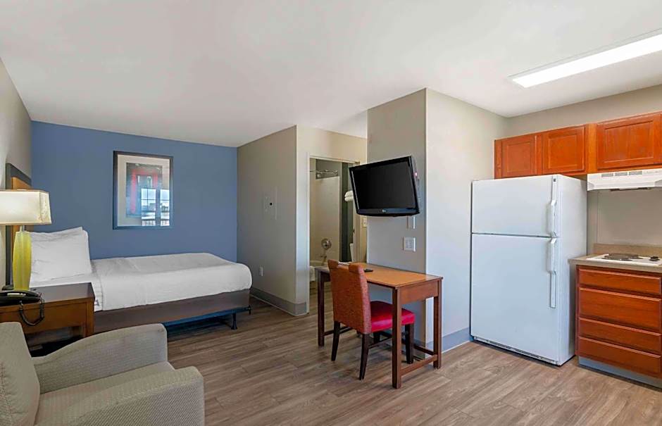 Extended Stay America Suites - Kansas City - Lenexa - 87th St.