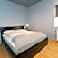 Akureyri Lux Apartments with hot tub access