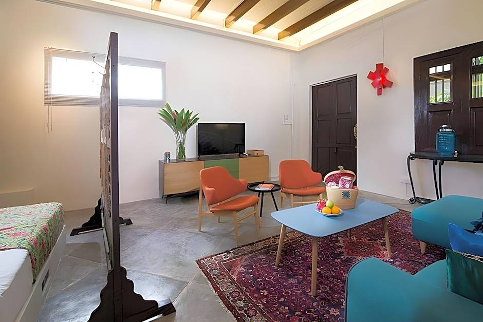 Muntri Mews