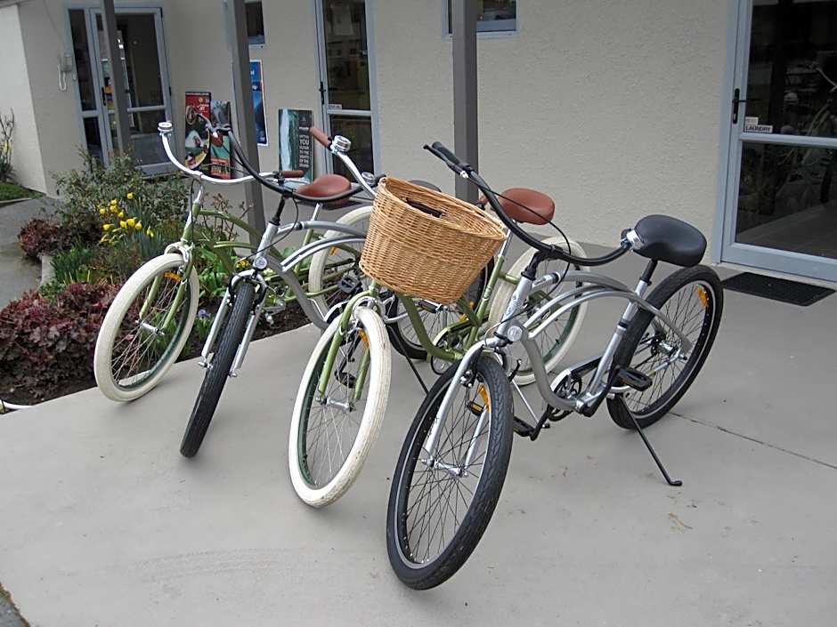 Anchorage Motel Apartments