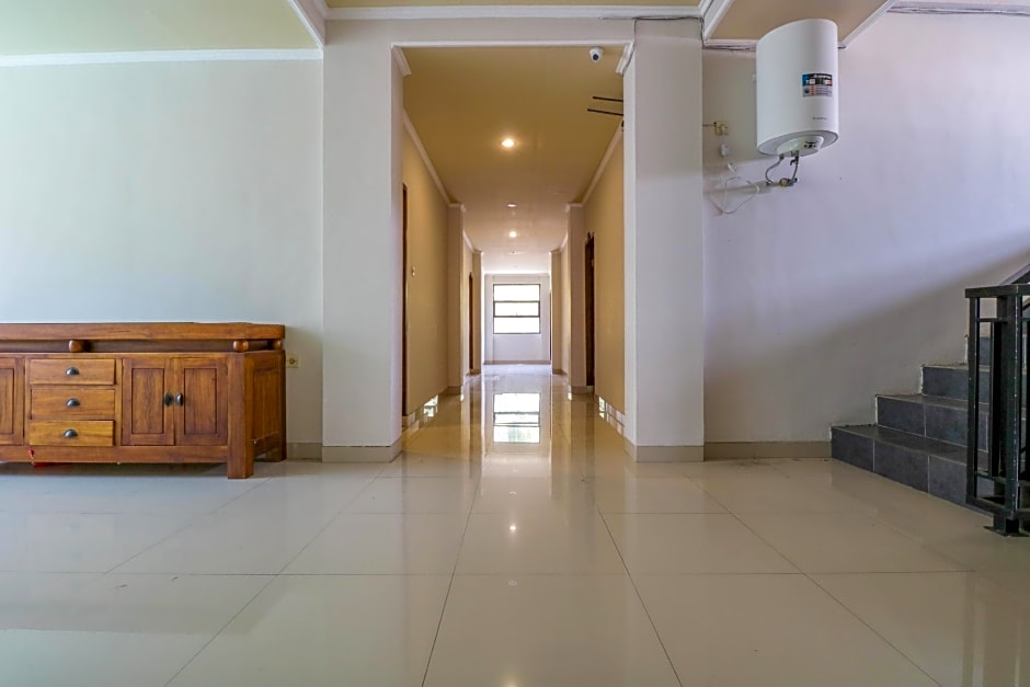 Grand Senggigi Hotel