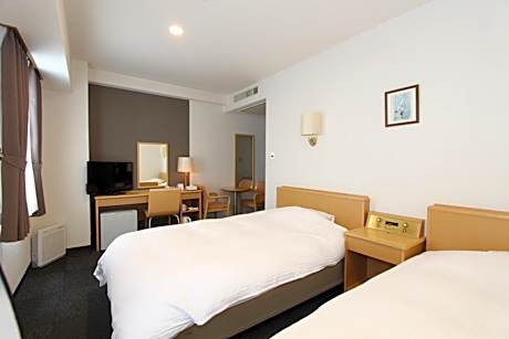 Twin Room - Non-Smoking