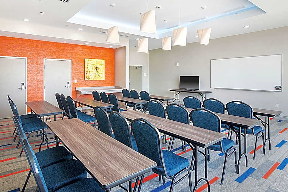 Four Points by Sheraton Plano