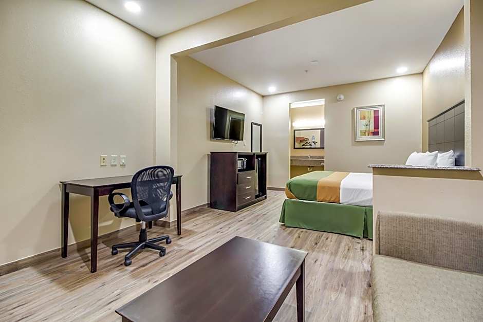 Americas Best Value Inn & Suites Tomball