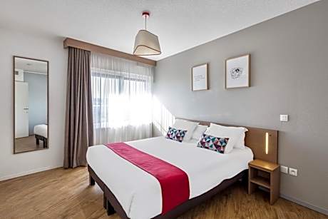 Studio with Double Bed