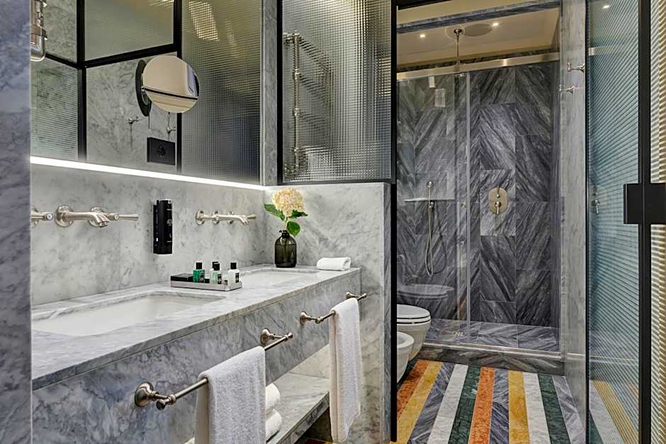 Floren Hotel