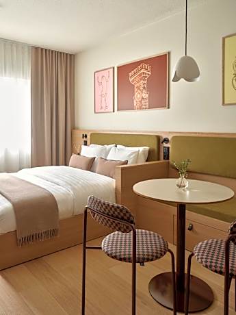 Superior Double Studio