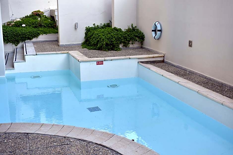 Filoxenia Beach Hotel