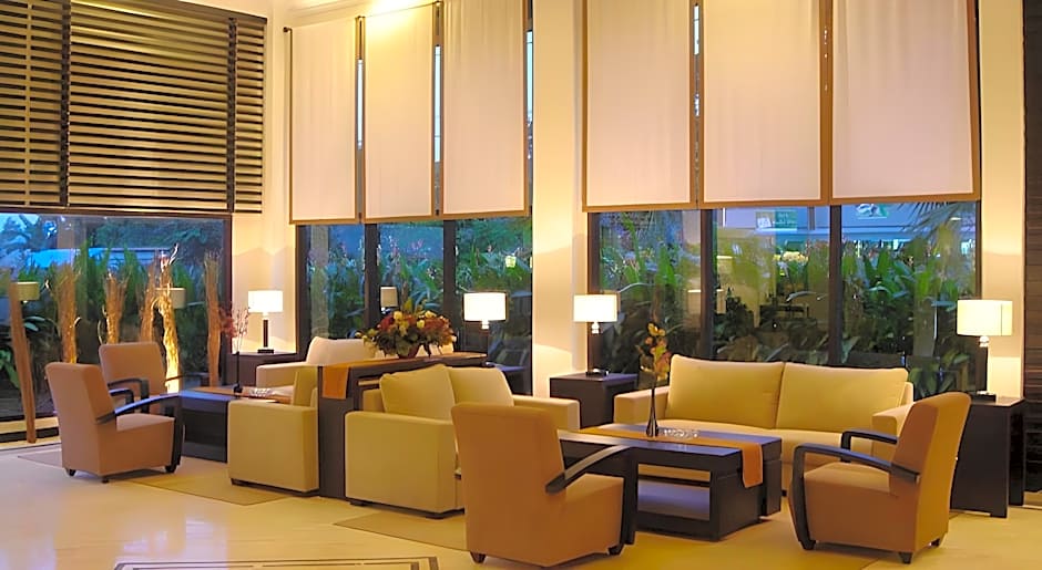 Grand Kecubung Hotel