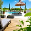 Hotel Restaurant Le Gardon - Pont du Gard
