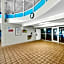 Eastland Suites Hotel & Conference Center By OYO Urbana
