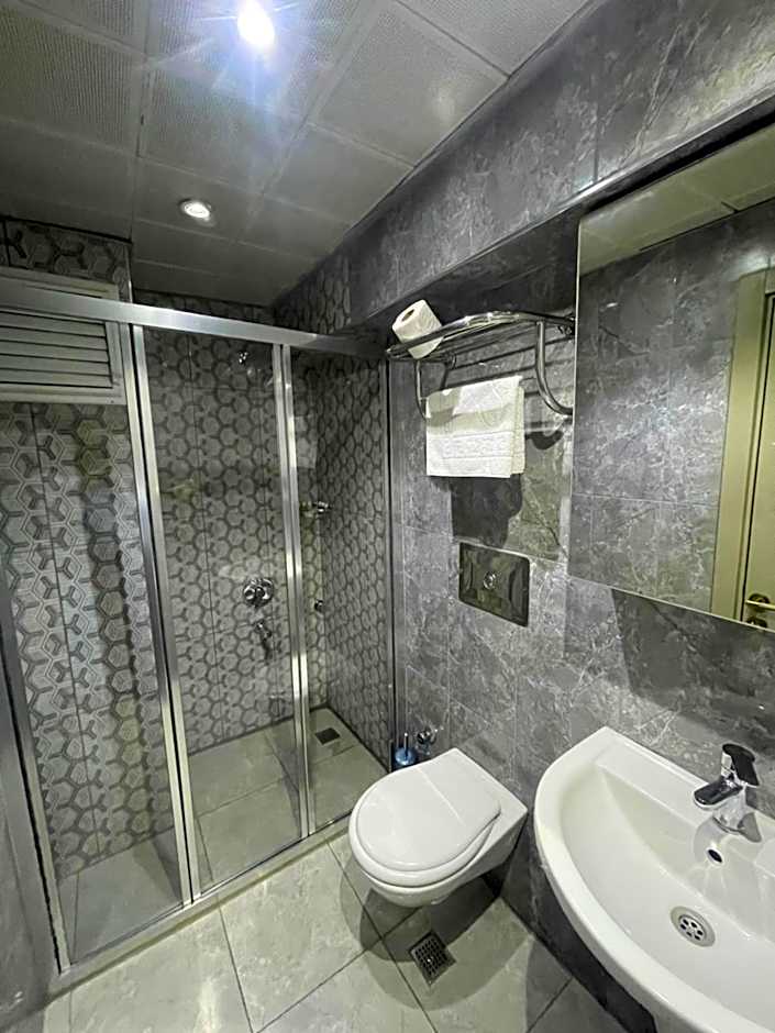 Kuran Hotel International