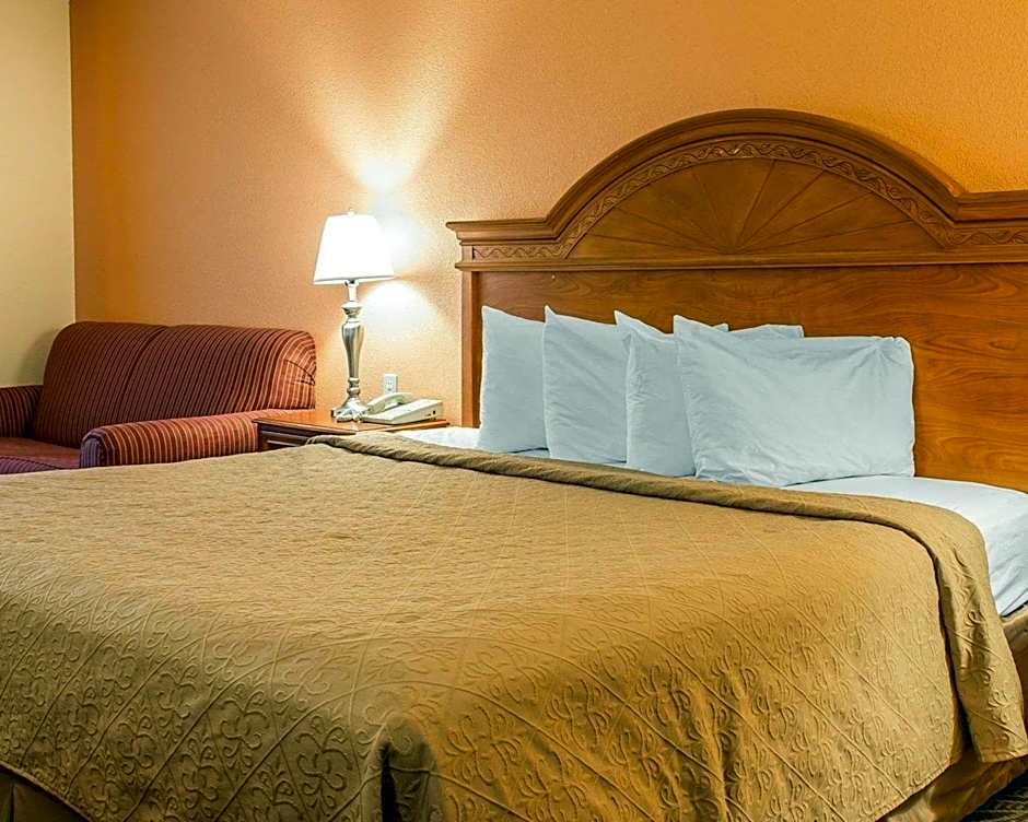 Quality Inn Gaylord