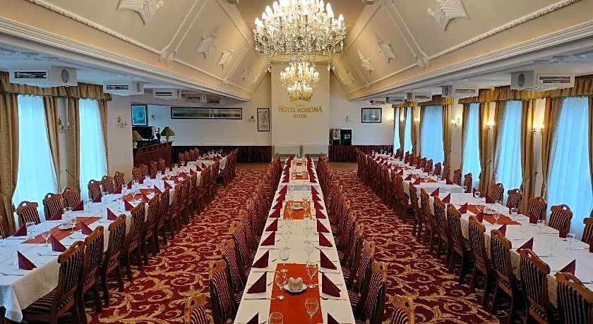 Hotel Korona Eger Wellness and Conference Hotel