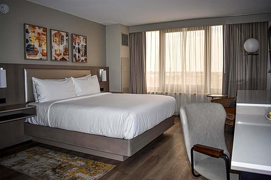 DoubleTree By Hilton Chicago - Oak Brook