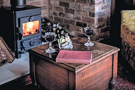 Old Bishop's Quarters