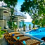 Cristalino Lagoon Front Hotel, Restaurant & Spa 