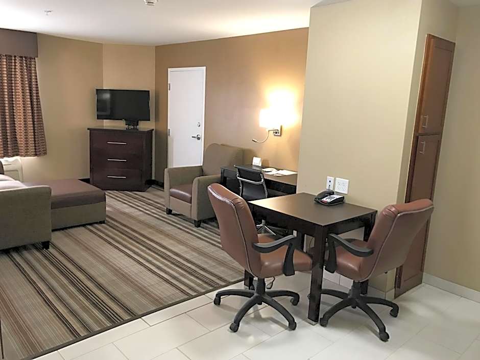 Photo 1 of 5 of 1 King Bed Suite, Mobility Accessible, Roll in Shower