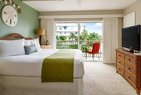 Deluxe Suite with Sea View