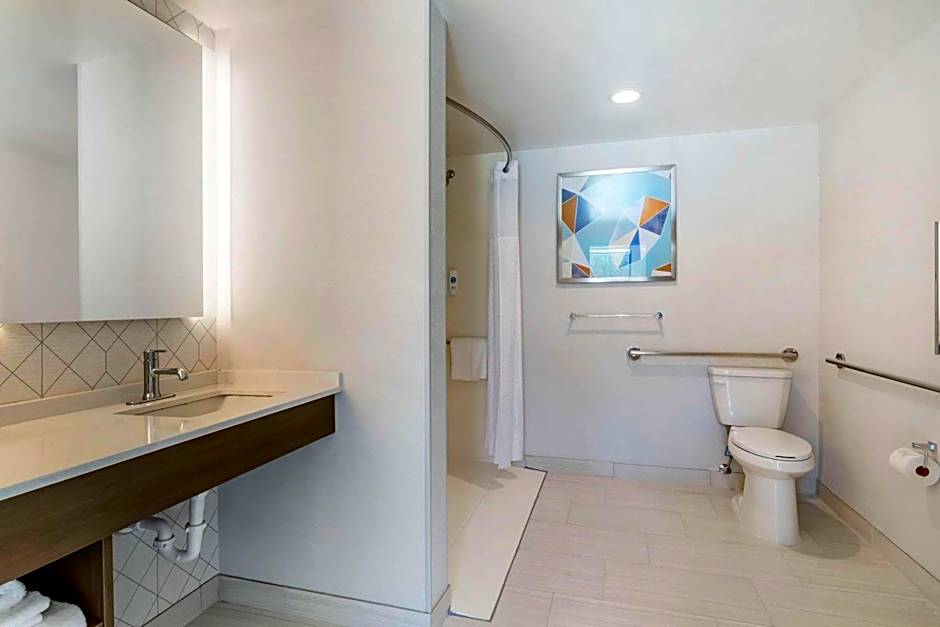 Comfort Suites Gatlinburg Downtown-Convention Center