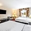 Econo Lodge Whitehall Near Michigan's Adventure