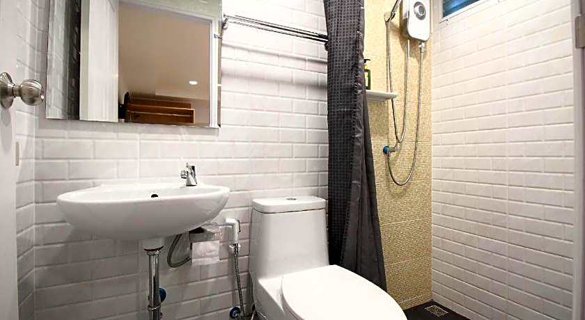 Super OYO 483 Pannee Hotel Khaosan