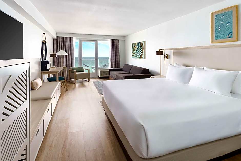 Beal House Fort Walton Beachfront, Tapestry Collection by Hilton